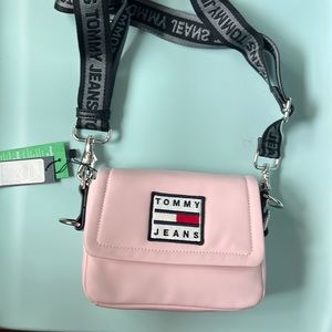 New pink Tommy Hilfiger purse